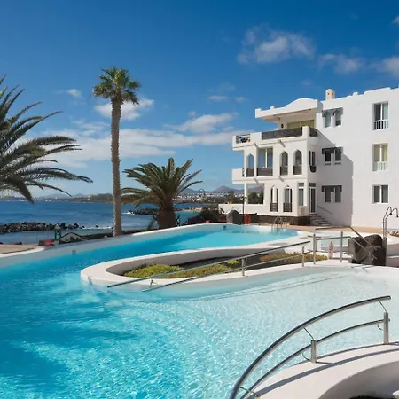 Magnifico Con Vistas Al Oceano. Costa Teguise